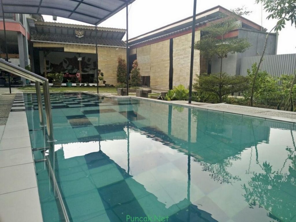 Villa Sukim 5 KT, Rekomendasi Sewa Villa Cipanas Kolam Renang Pribadi