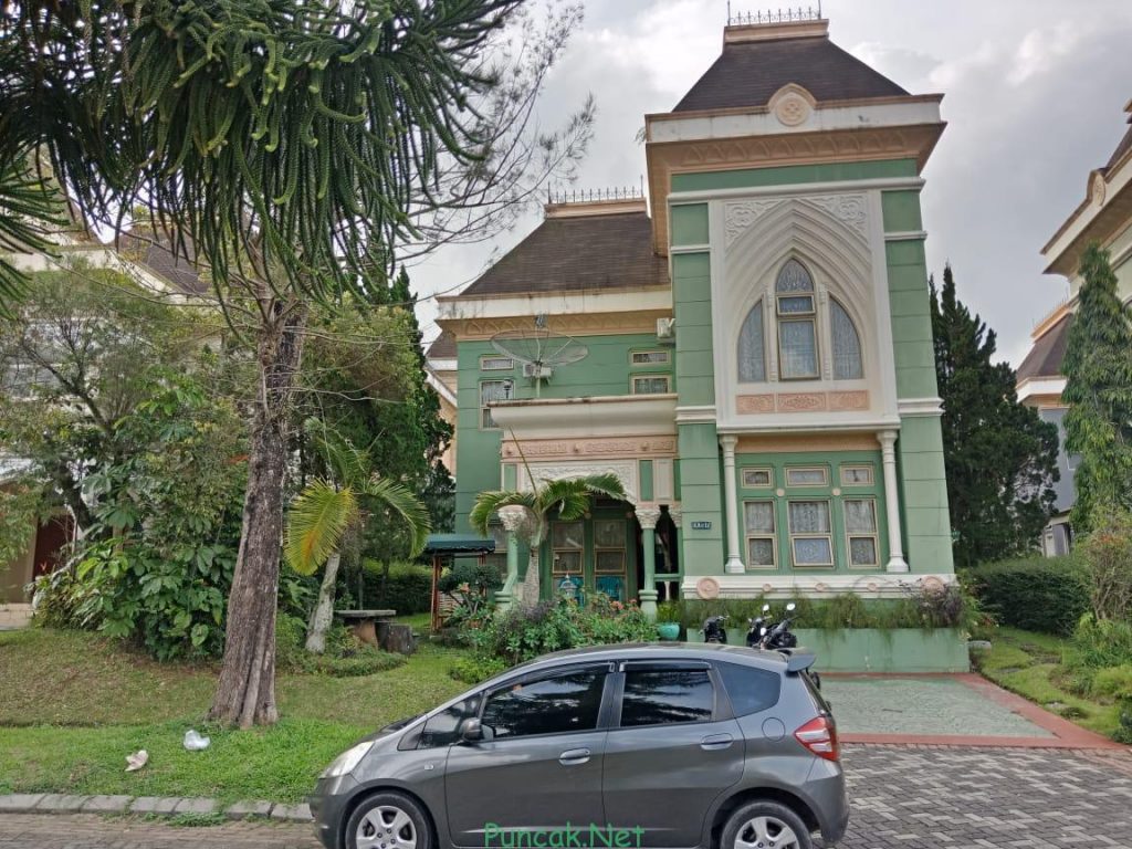 Villa Untuk Rombongan Di Puncak 10-30 Orang, Coba Villa Viktoria 4