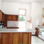 Villa AB 4 Kamar, Sewa Villa Di Puncak View Bagus Fasilitas Kolam Renang, Billiard