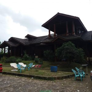 Villa Puncak Fasilitas Billiard Murah