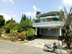 Villa Timur 6 Kamar Tidur Di Puncak Resort