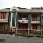 Villa Kota Bunga 9 Kamar Kolam Renang Pribadi