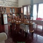 villa puncak fasilitas kolam renang, karaoke, billiard dan aula