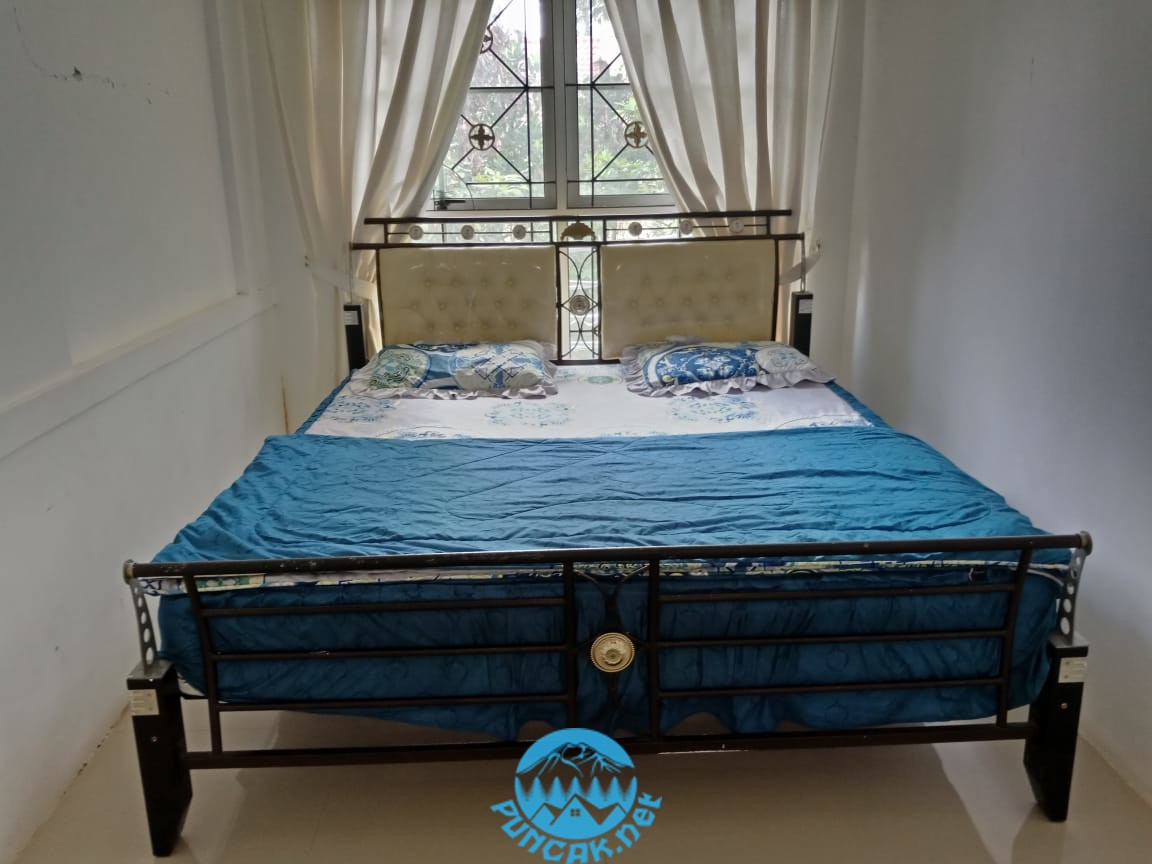 Villa Belanda 4 Bedrooms Di Kota Bunga Puncak