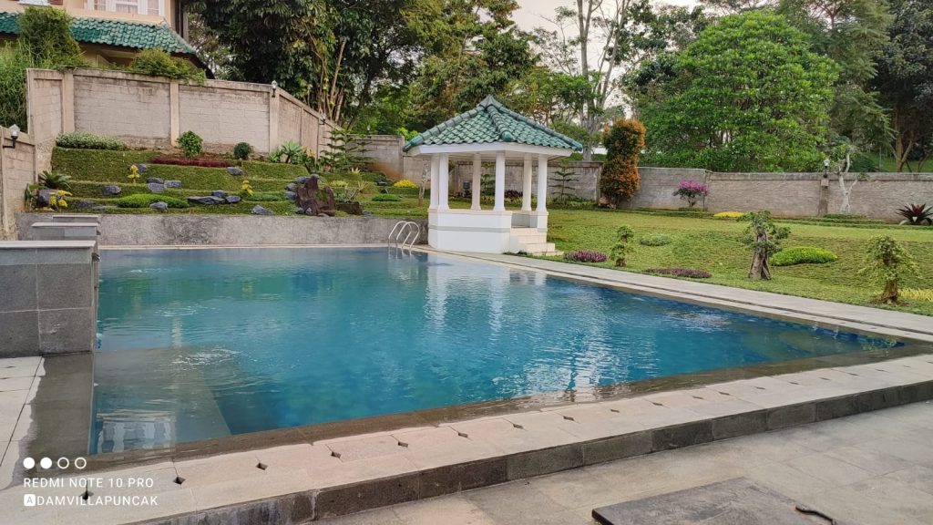 Villa Agung Puncak 6 Kamar Kolam Renang 50 Orang